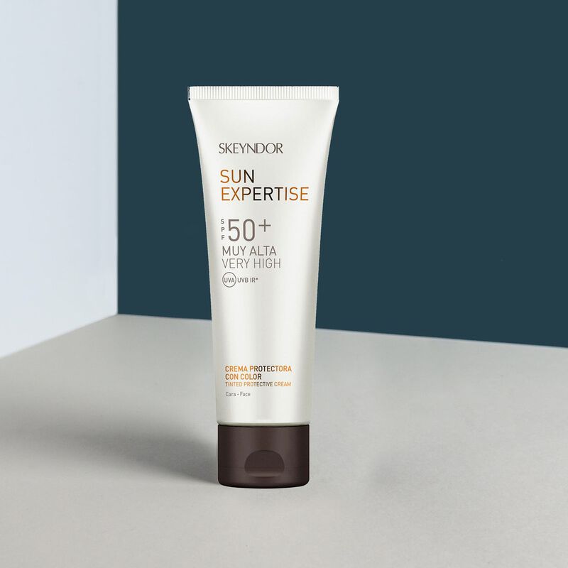 Skeyndor Sun Expertise Tinted Protective Face Cream Spf50