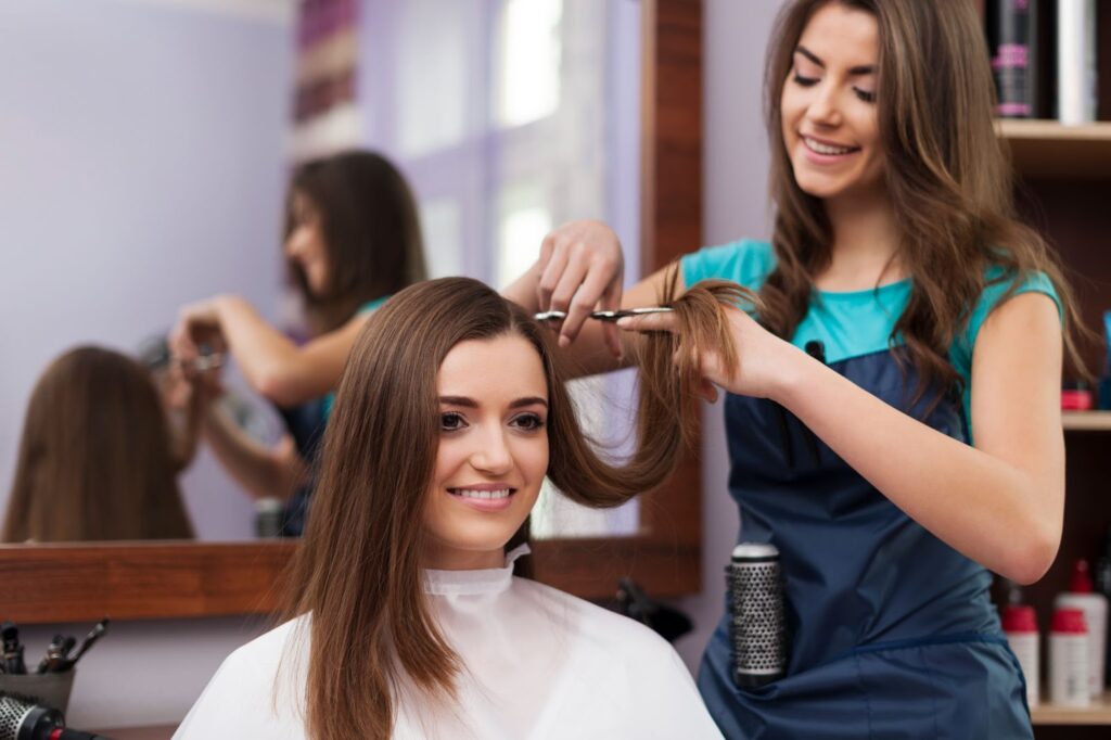 DIY or Salon: Pros and Cons of Ladies Haircut